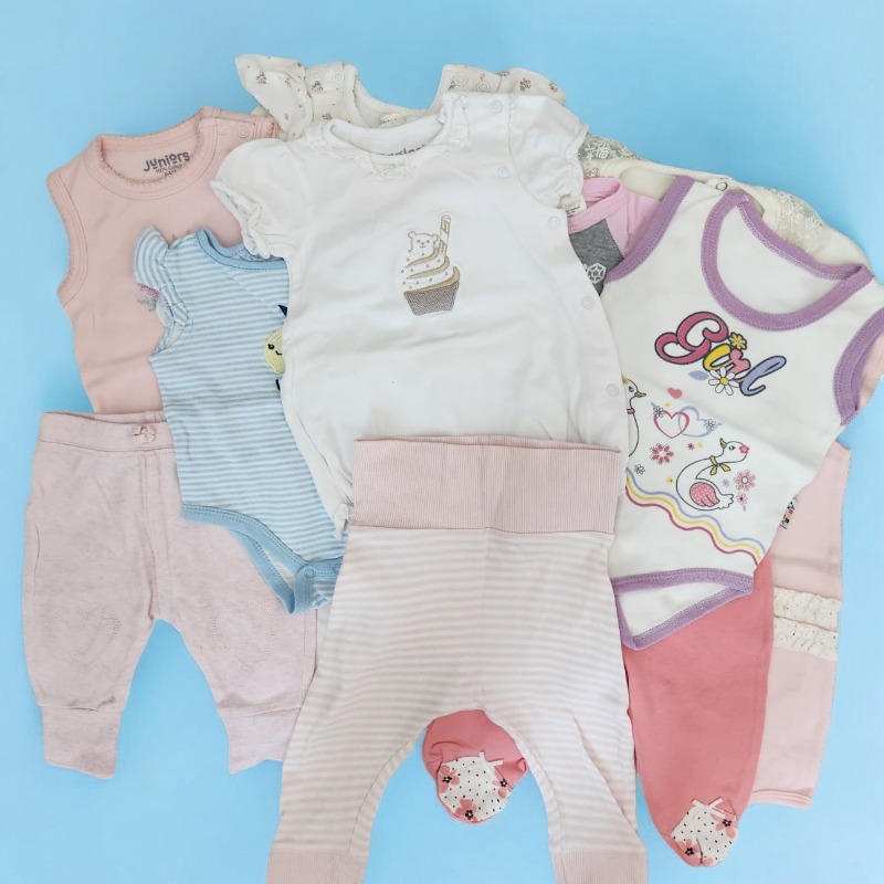 Mix clothes suitable up to 3 months